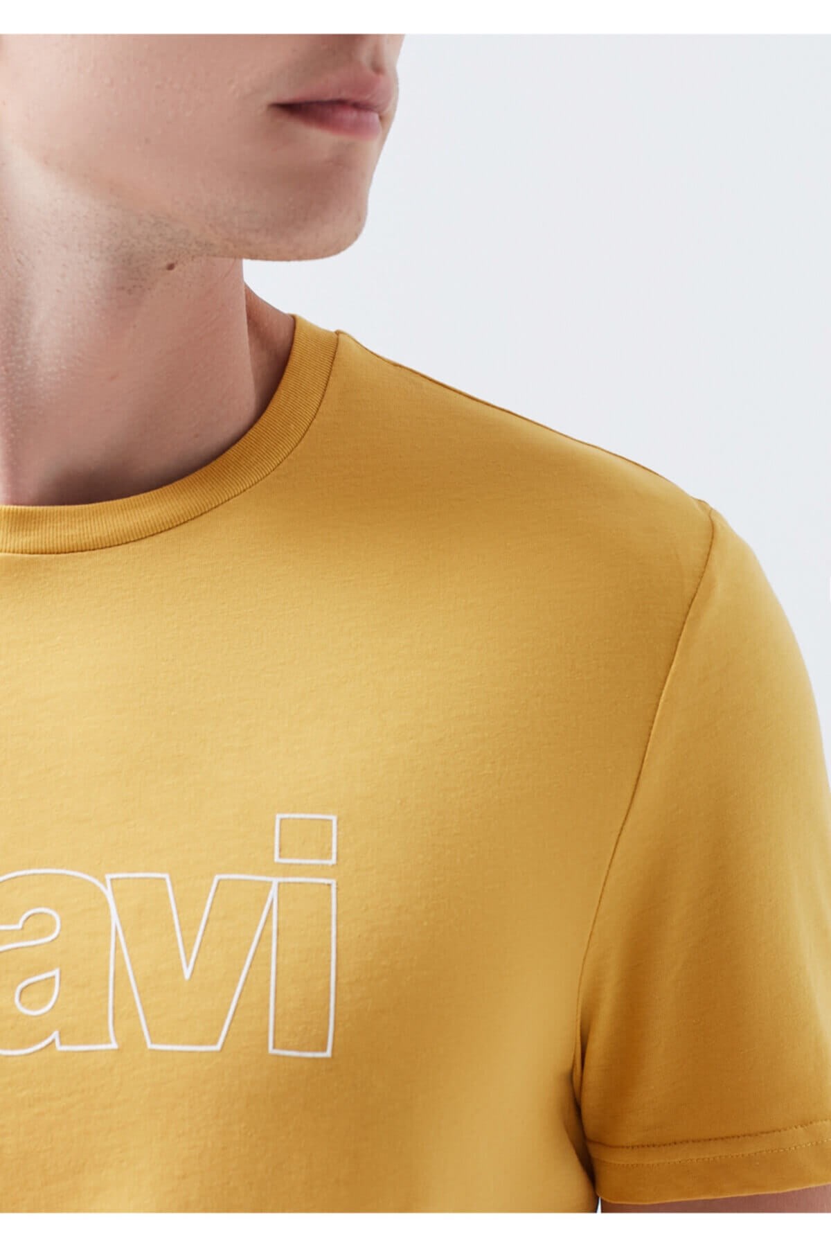 065781-32456Mavi Erkek Logo Tişört Sarı
