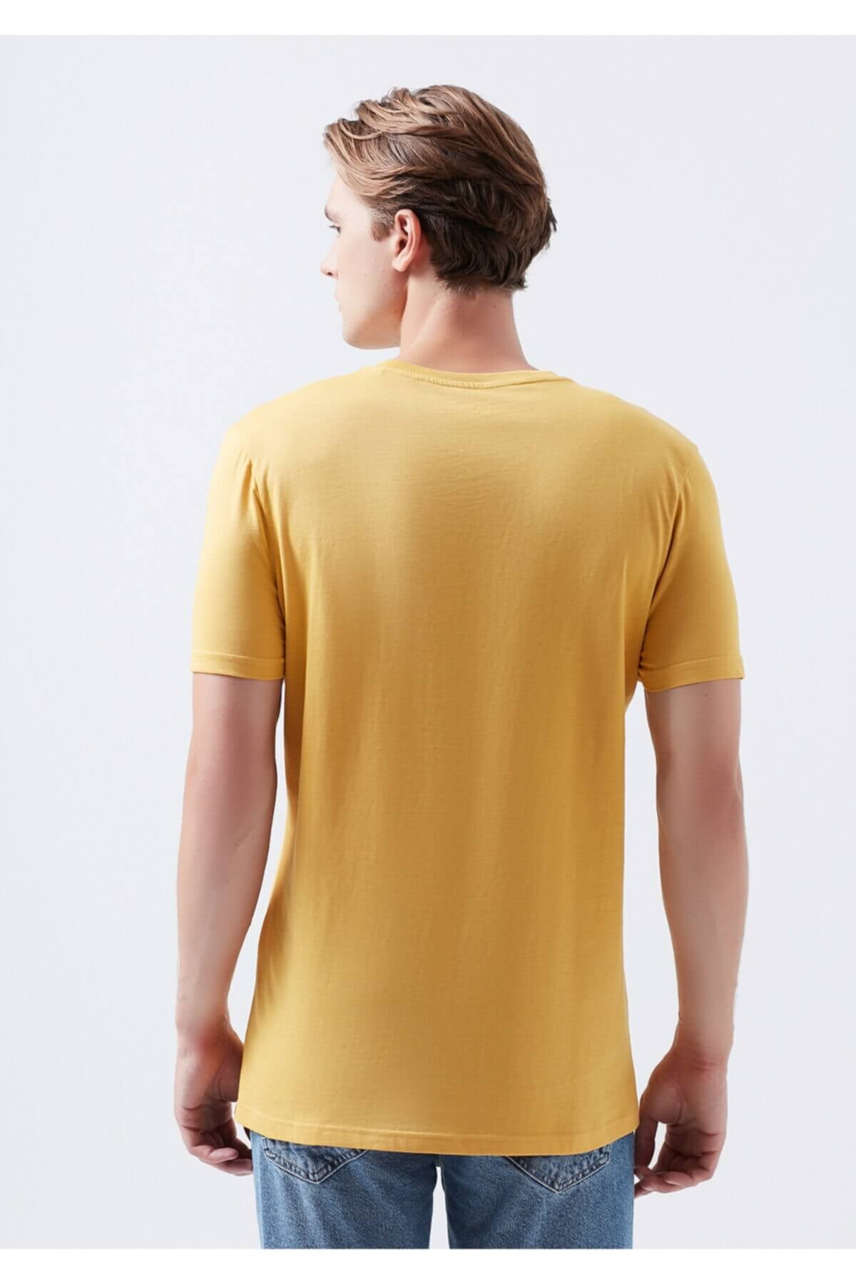 065781-32456Mavi Erkek Logo Tişört Sarı