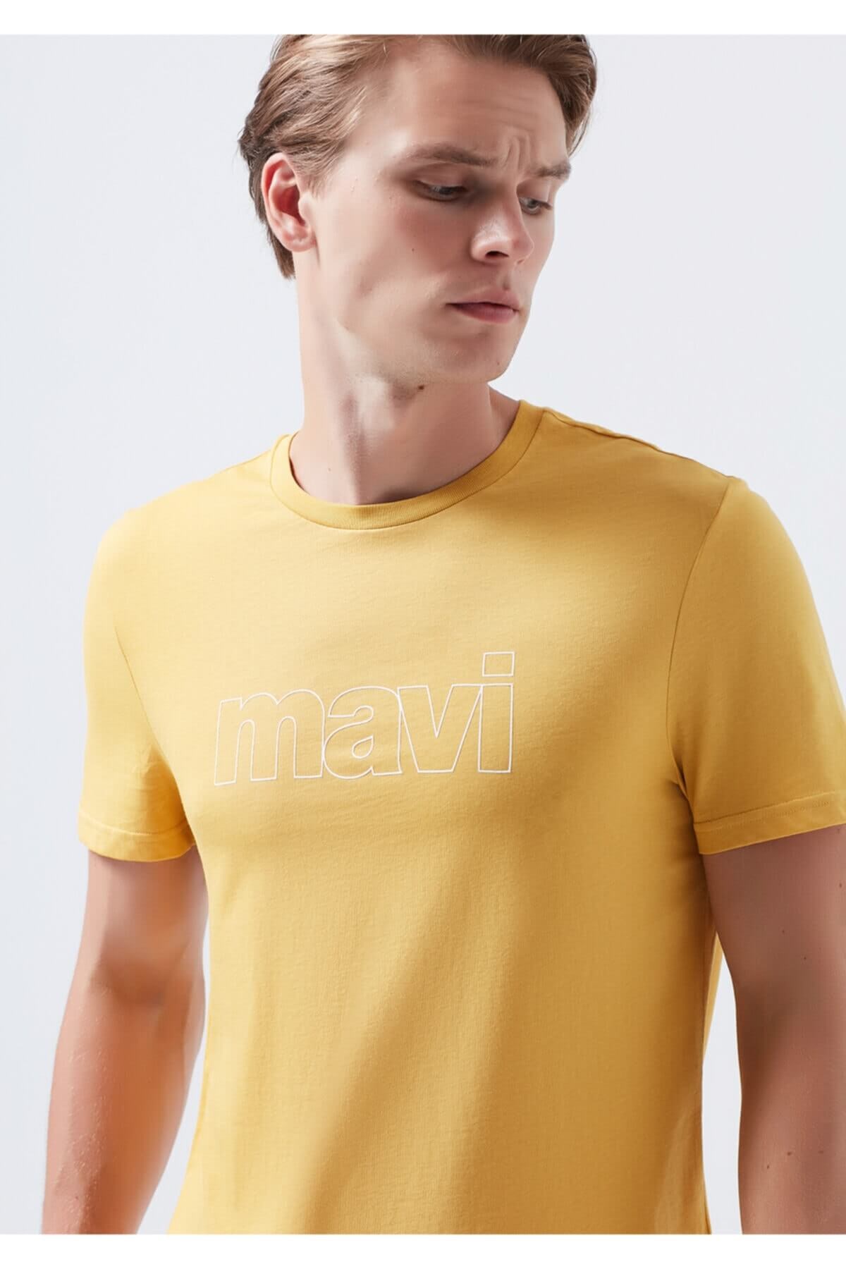 065781-32456Mavi Erkek Logo Tişört Sarı