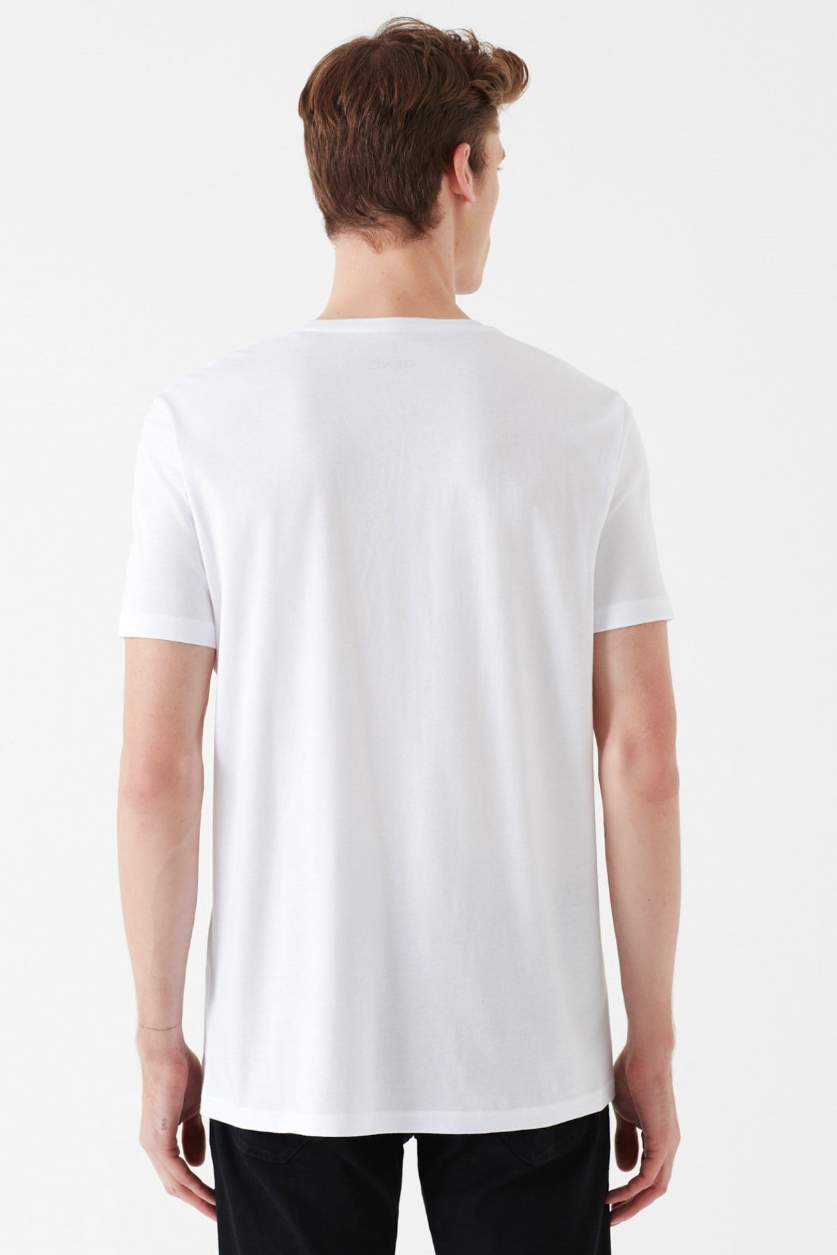065938-620NEBIMV3NEBIMV3|065938-620|STDMAVİ MÜHÜR LOGO TİŞÖRT beyaz ERKEK T-SHIRT 065938-620-STD