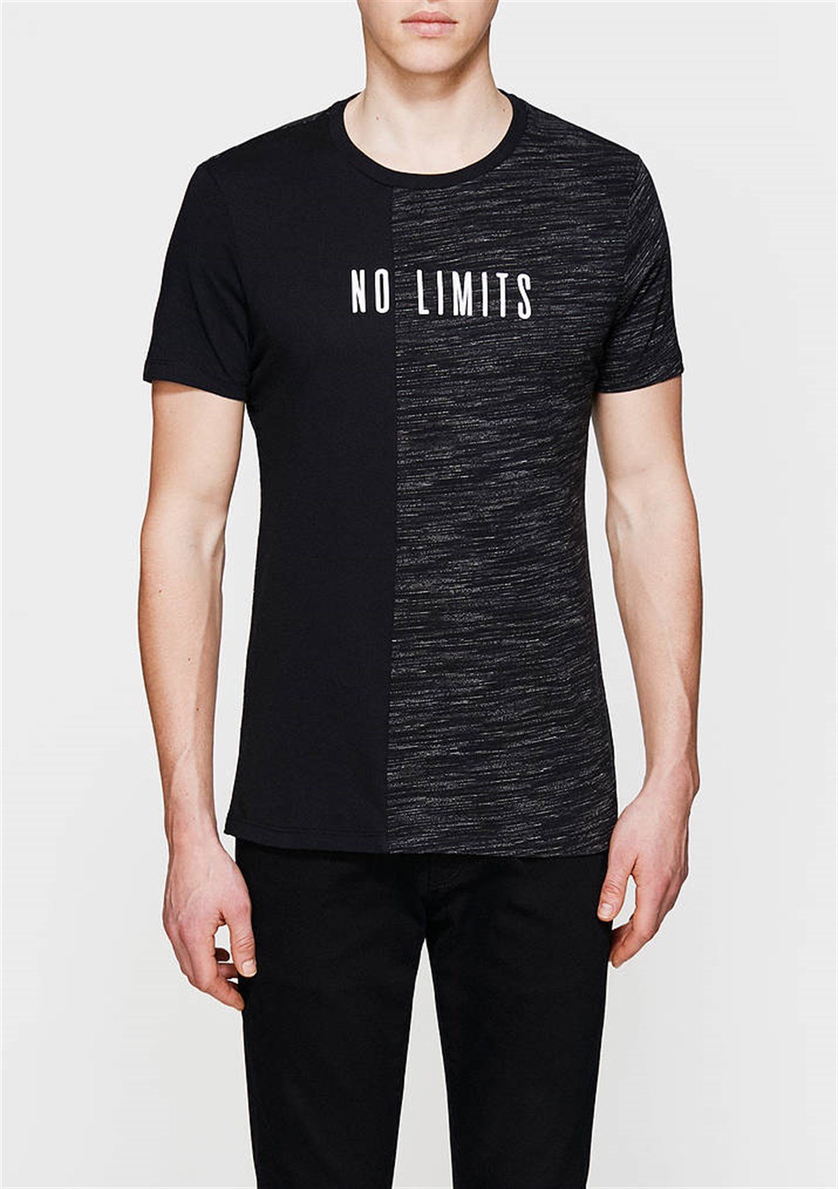 065352-900Mavi No Limits Baskılı Tişört Siyah