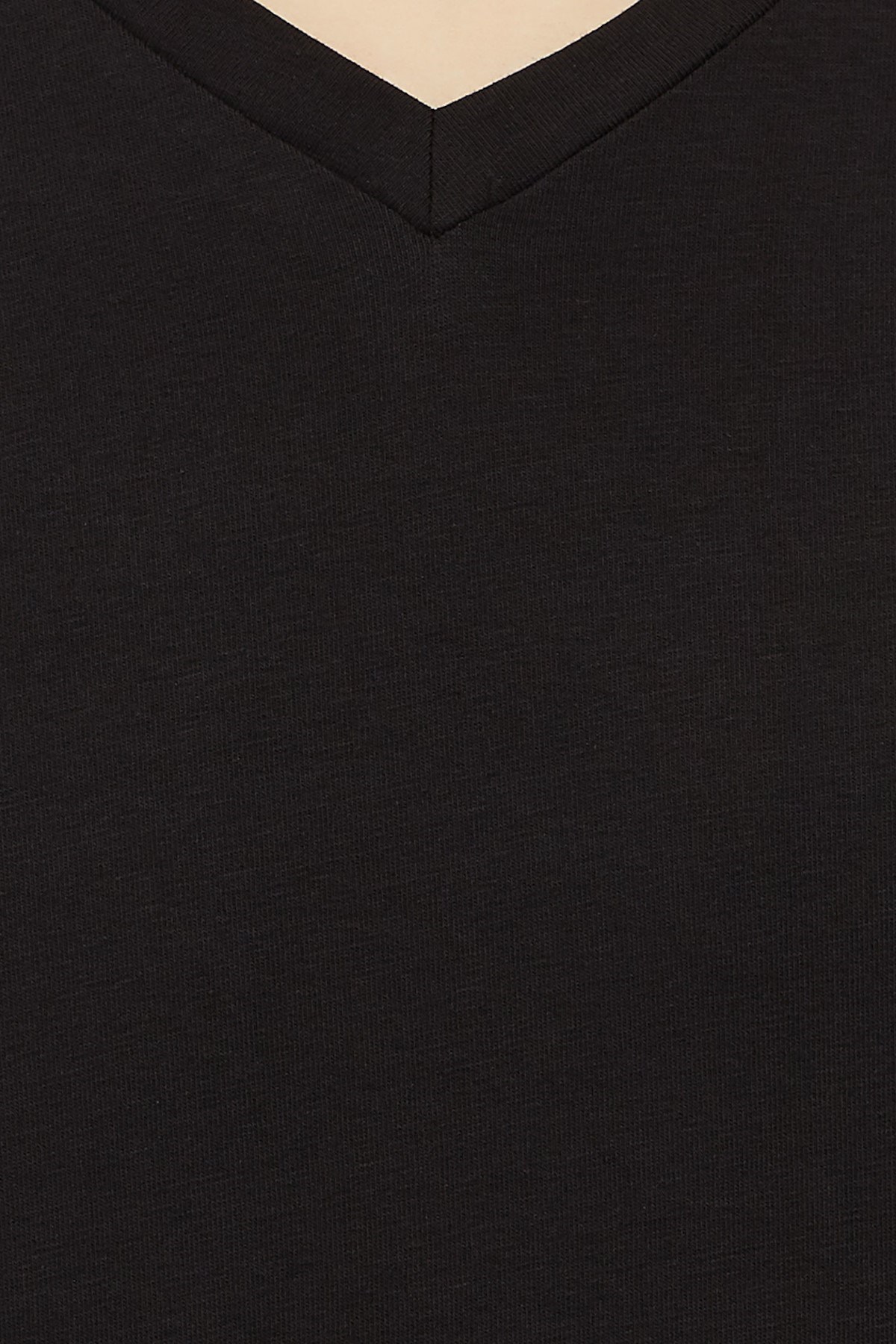 061748-900NEBIMV3NEBIMV3|061748-900|R000MAVİ STRETCH V YAKA T-SHIRT SIYAH-STD