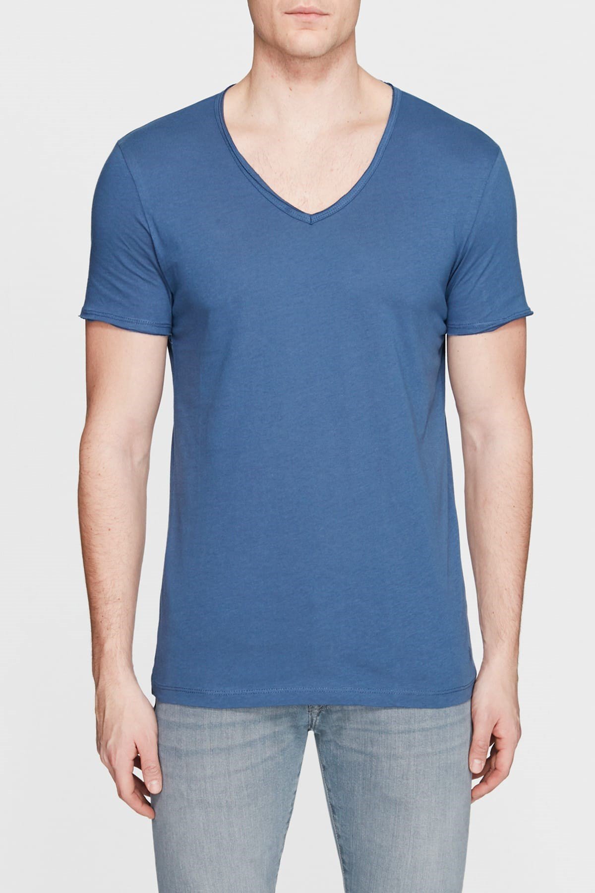 062773-28453NEBIMV3NEBIMV3|062773-28453|R000MAVİ V YAKA TİŞÖRT koyu denim-STD