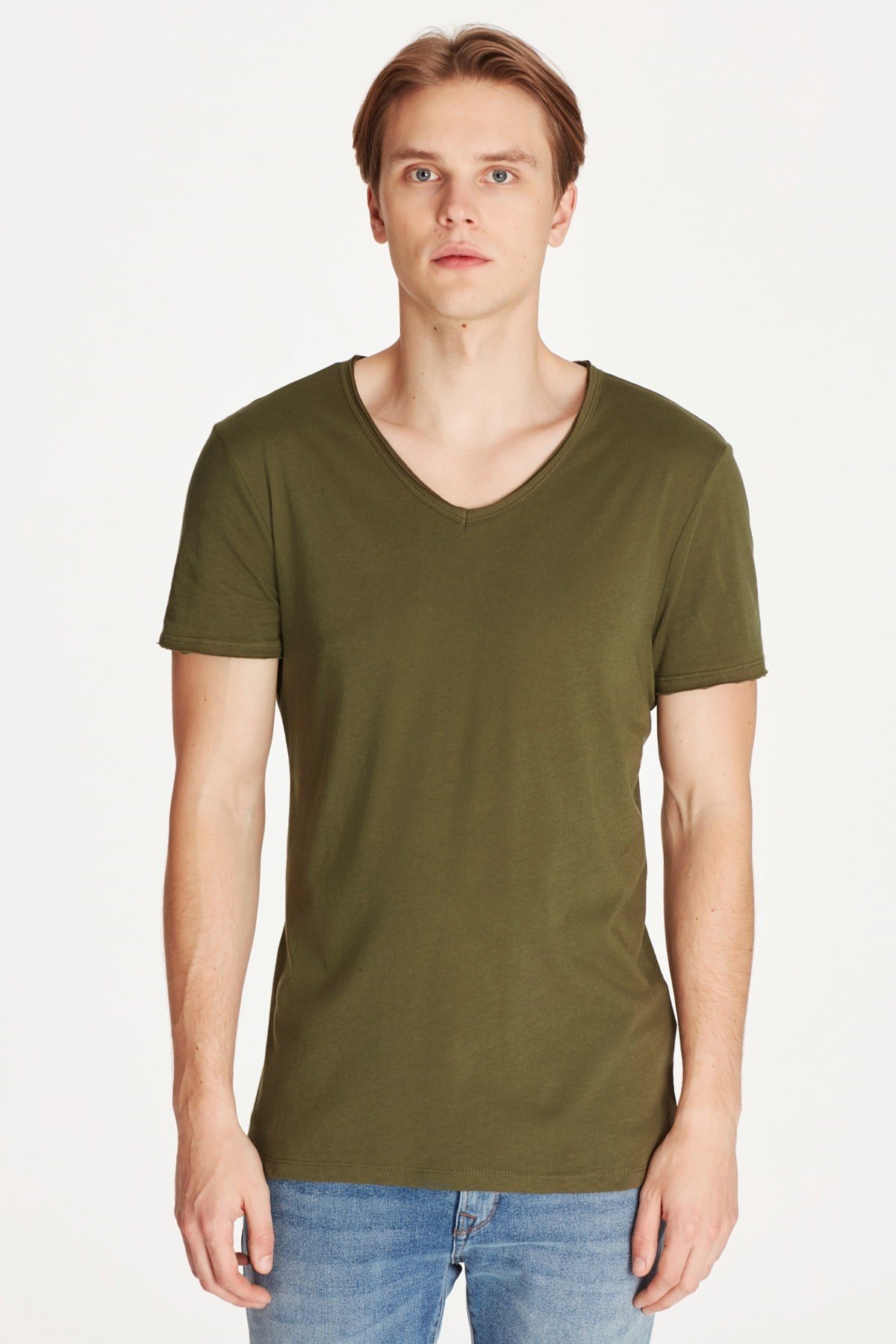 062773-31090NEBIMV3NEBIMV3|062773-31090|STDMAVİ V YAKA TİŞÖRT koyu haki ERKEK T-SHIRT-STD