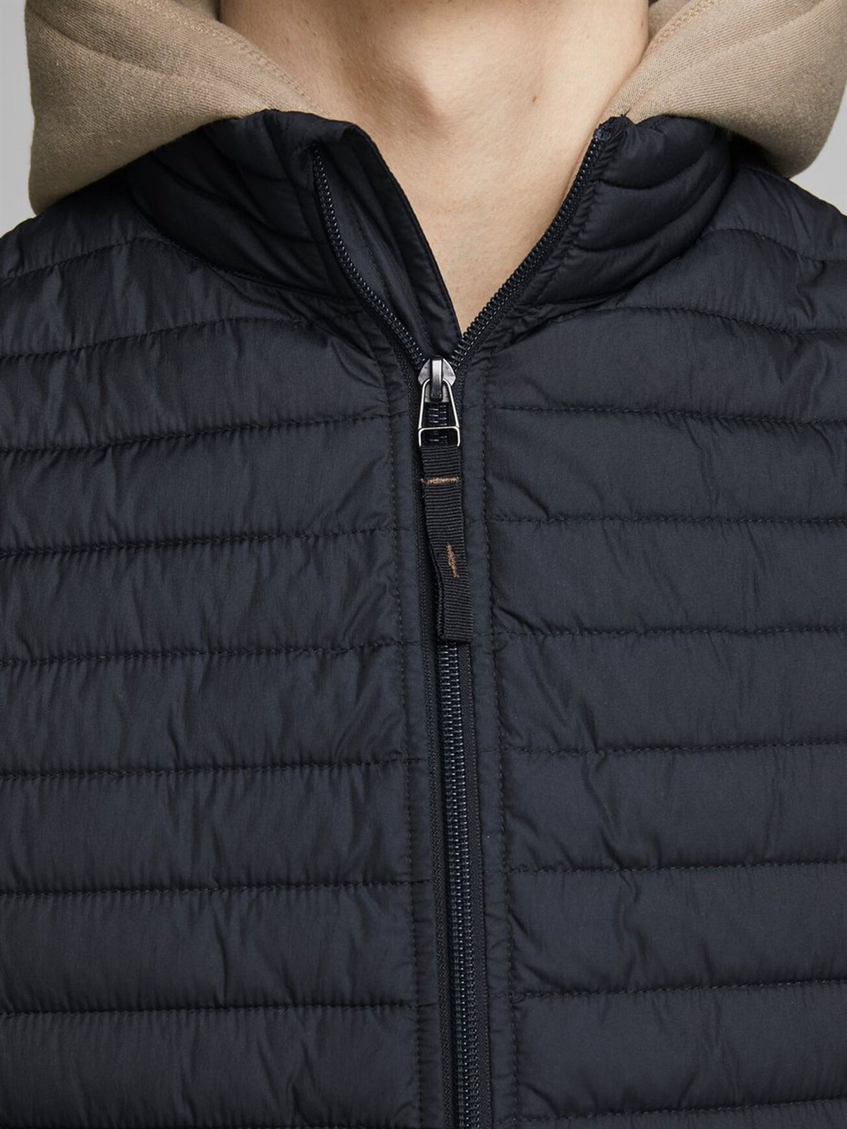 12173814Jack&Jones Jjrick Vest Erkek Yelek