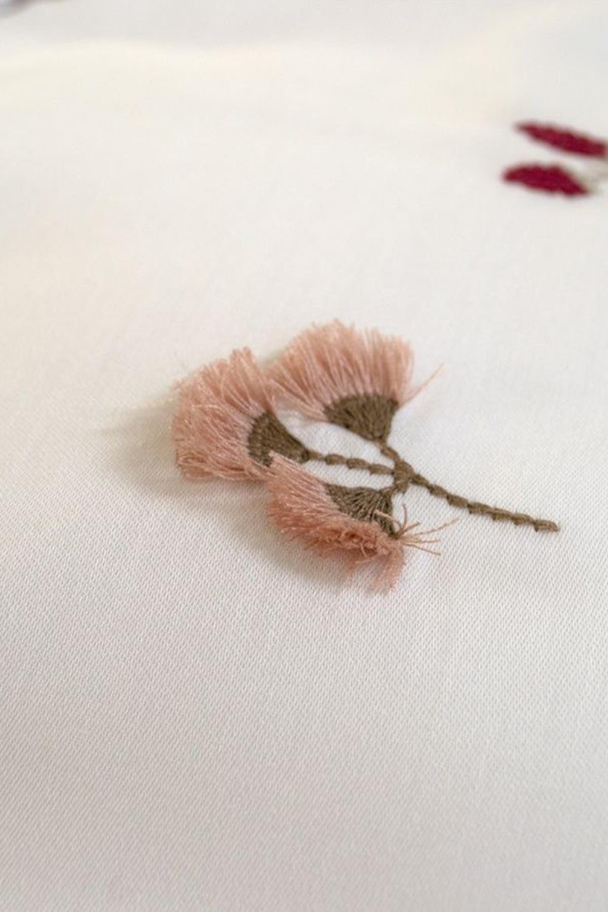 Dantela Benedict Nakışlı Pamuk Saten Nevresim Takımı Bej