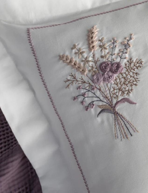 Dantela Garden Nakışlı El-İşi Kırlent & Pike Örtü Takımı Mürdüm - 2045.1387.0005