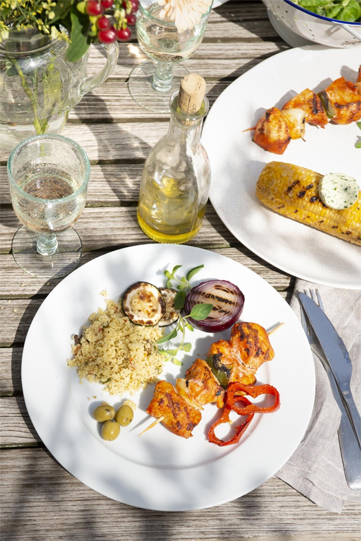 Fritel Ayaklı & Kapaklı Elektrik Barbekü 2000W