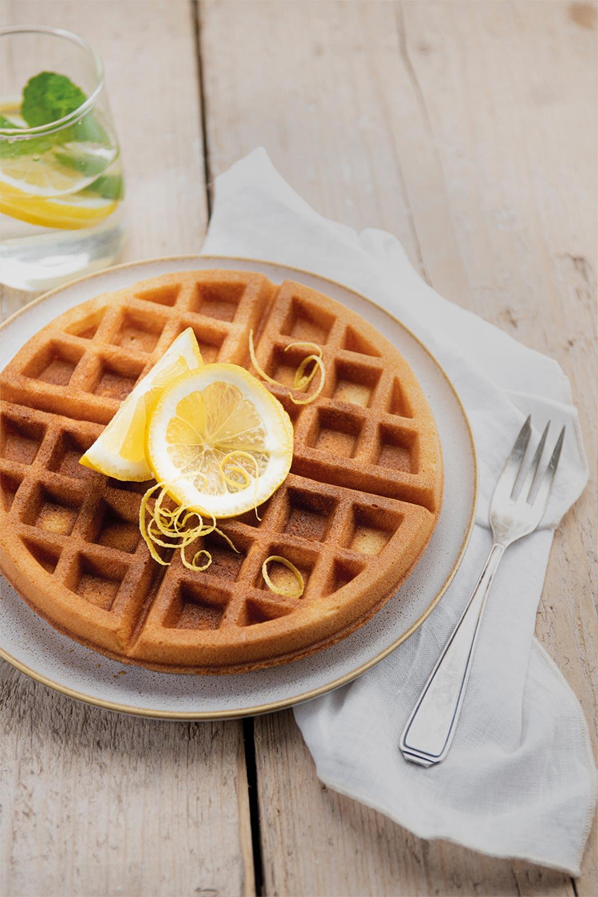 Fritel Waffle Makinesi Dik Dolum 800W