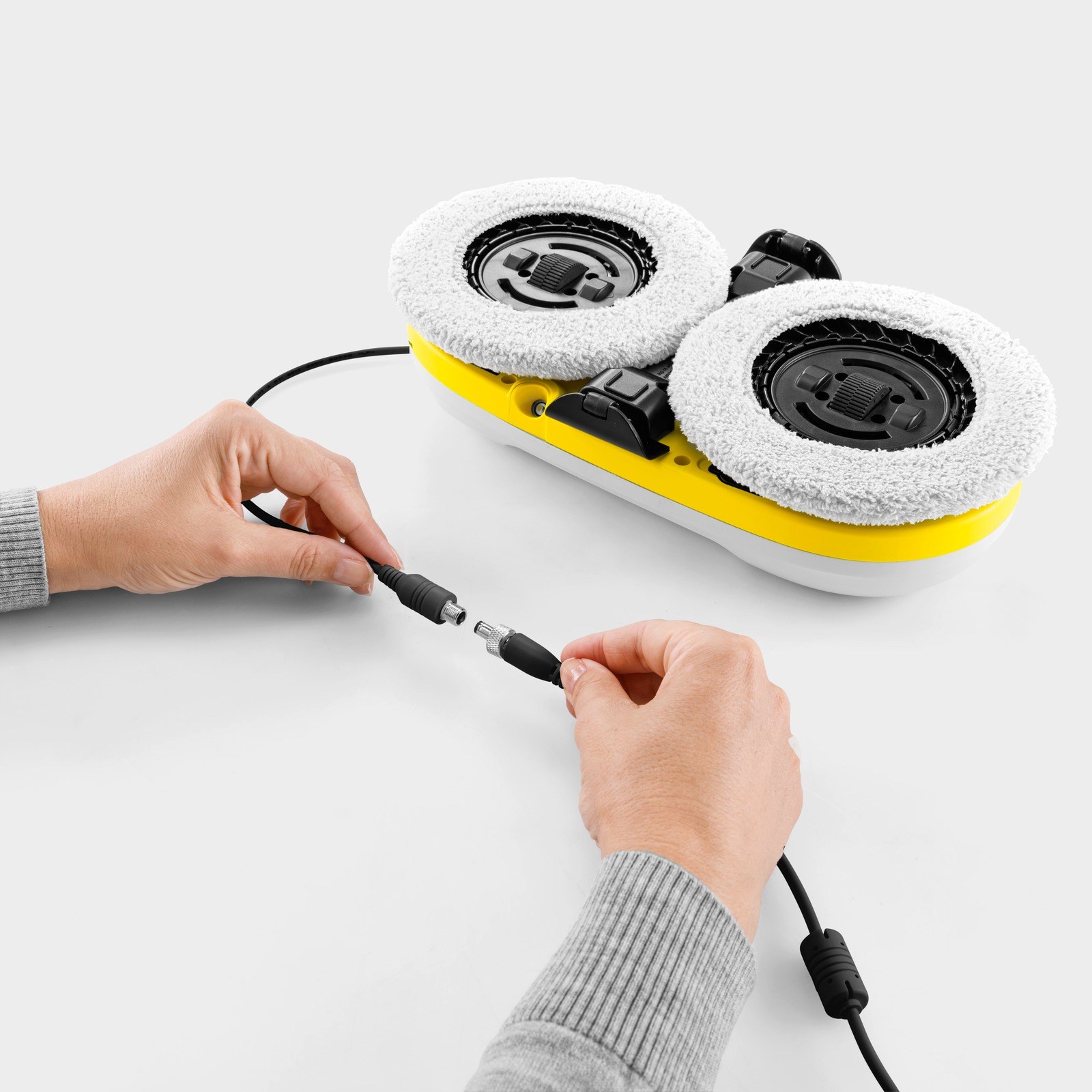 Kärcher RCW 2 Cam Temizleme Robotu - 12692100