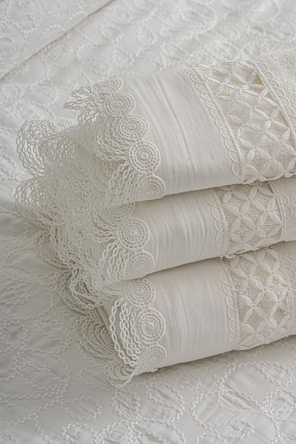 Royal Nazik Queen Banyo Havlu Krem 90x150 Cm - NH-000000160090150KREM