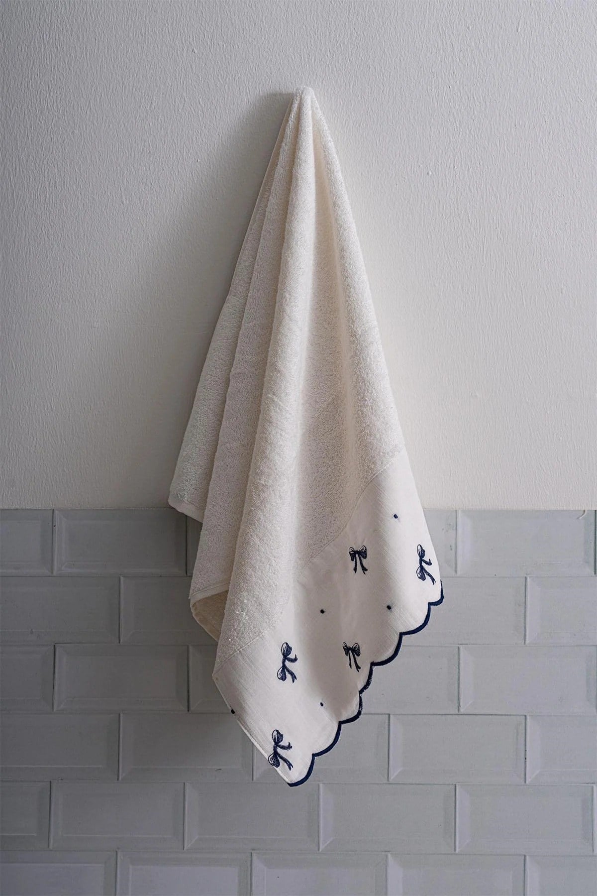 Royal Nazik Serena Banyo Havlu Lacivert 90x150 Cm - NH-000000129790150LACIVERT