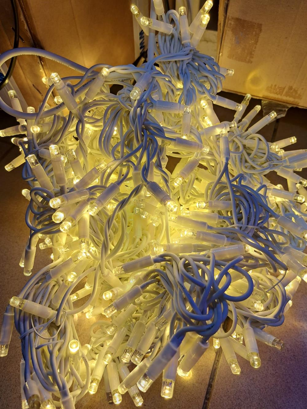 2x2 PERDE LED DIŞ MEKAN 480 LEDLİ  GÜNIŞIĞI - BEYAZ ÇAKARLI