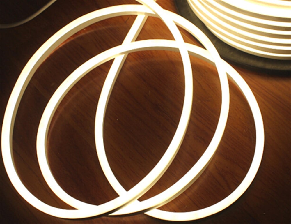 NEON LED G�N I�I�I 8X16 MM