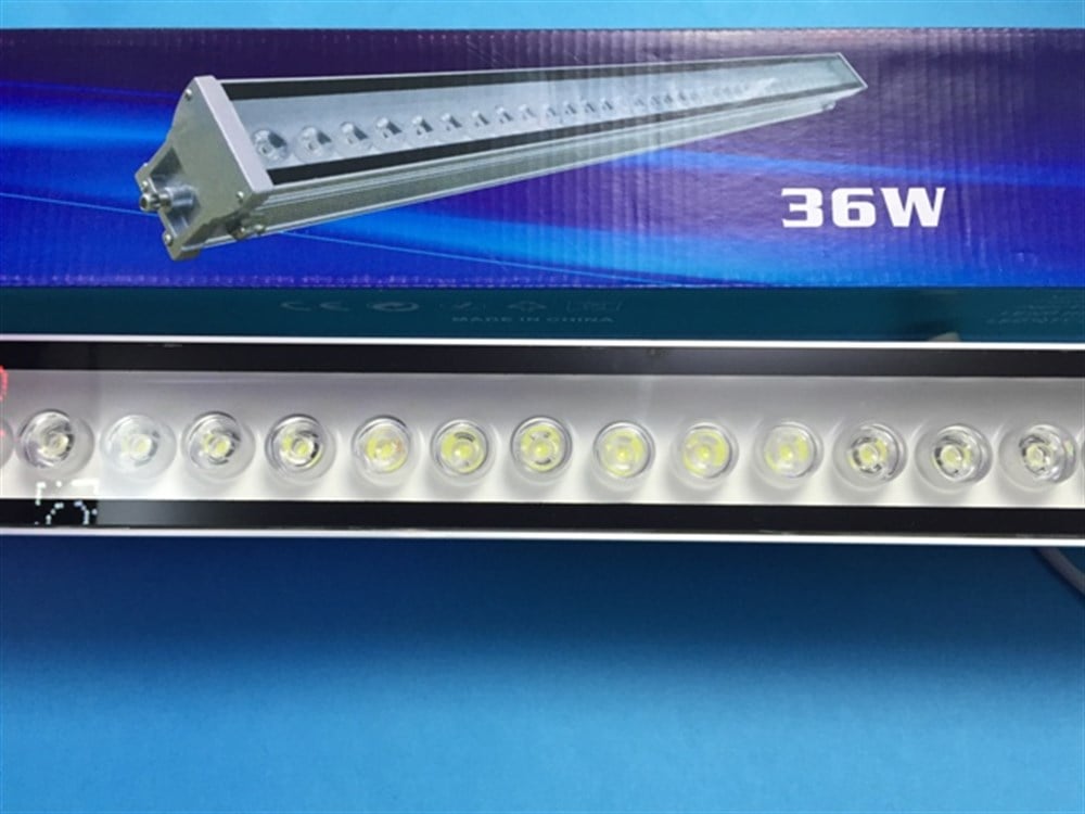 WALLWASHER AMBER 100 CM 36 WATT