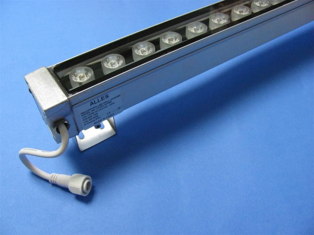 WALLWASHER G�NI�I�I 30 CM 9 WATT