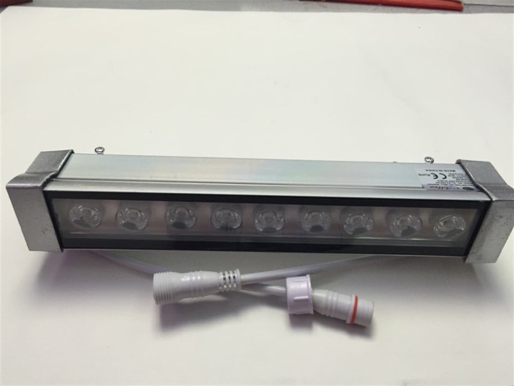 WALLWASHER MAV� 30 CM 9 WATT
