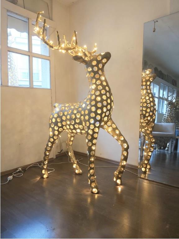 YILBAŞI LED GEYİK DEKOR ( 2.50 MT ) LED IŞIKLI BÜYÜK BOY GEYİK