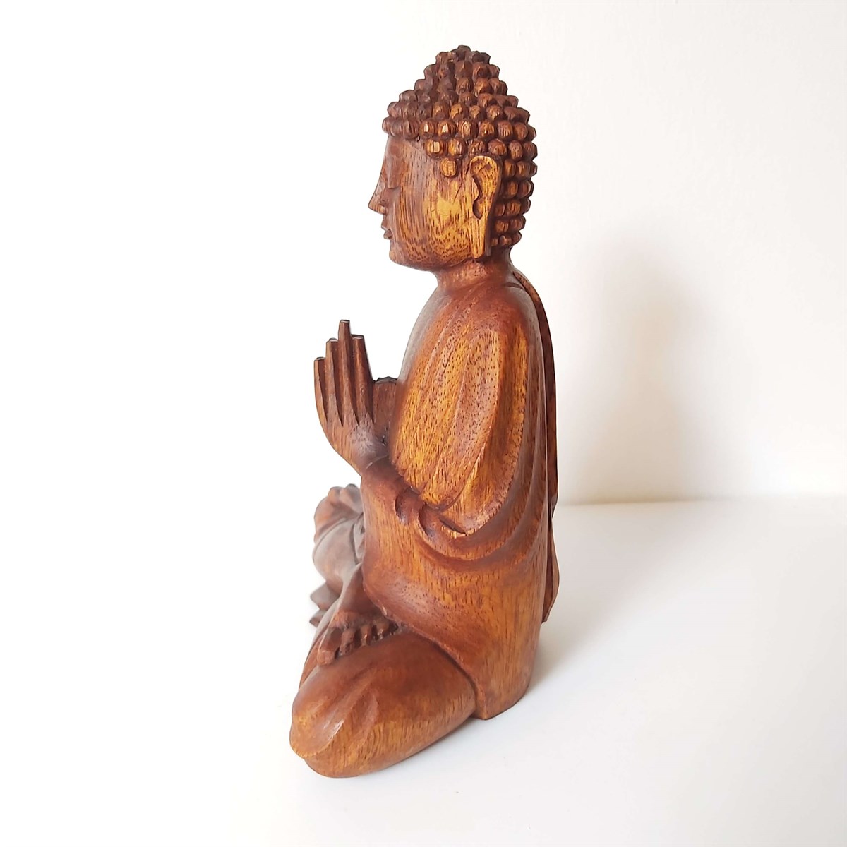 BUDA (NAMASKARA MUDRA)