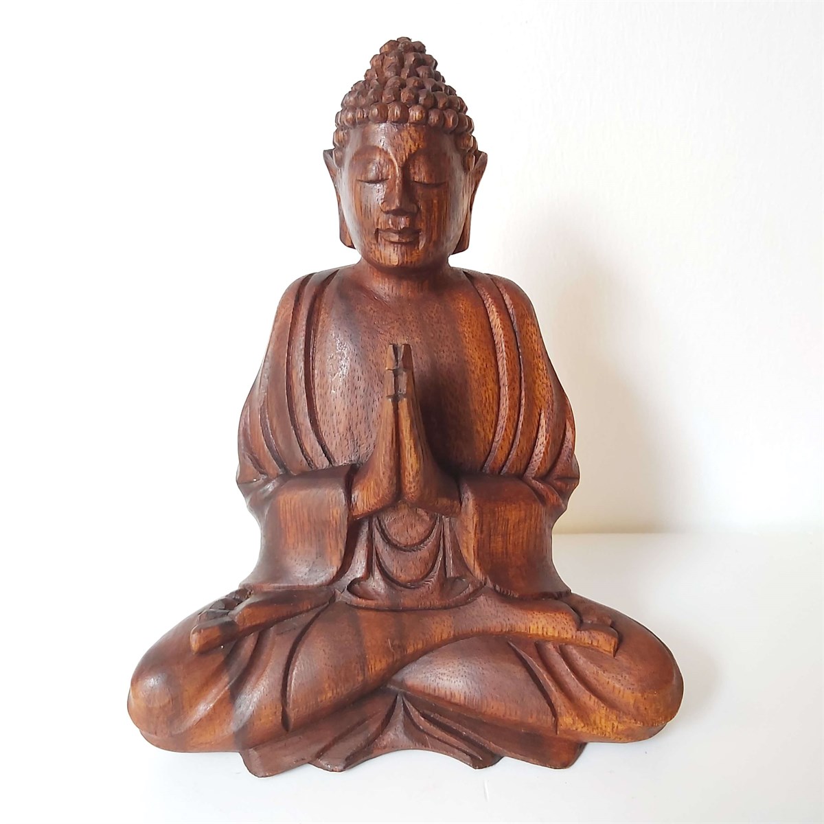 BUDA (NAMASKARA MUDRA)