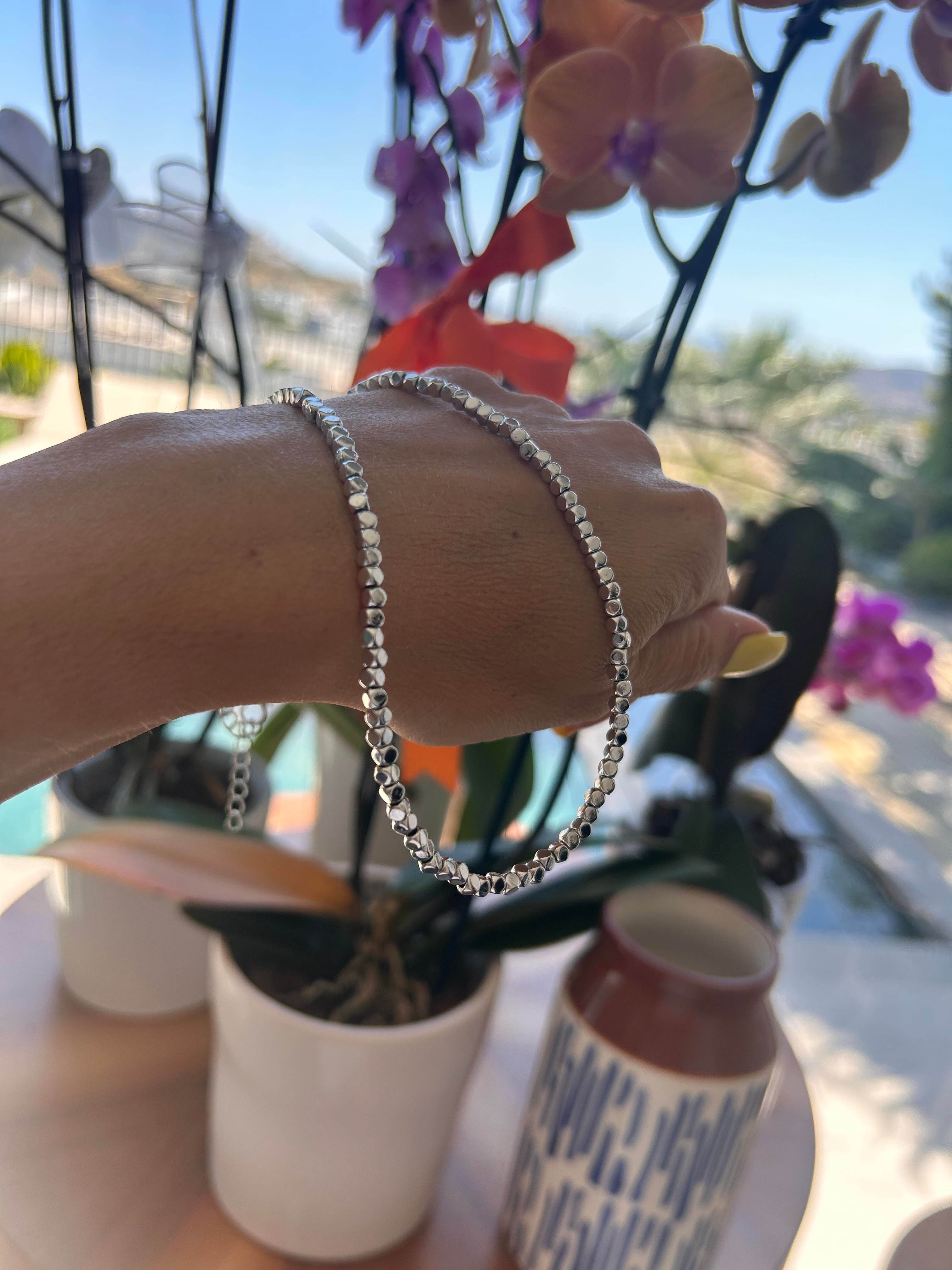 Bujiteri küpeLa MervCIRCLE CHOCKER GÜMÜŞ KOLYE 38 CMCIRCLE CHOCKER GÜMÜŞ KOLYE 38 CM