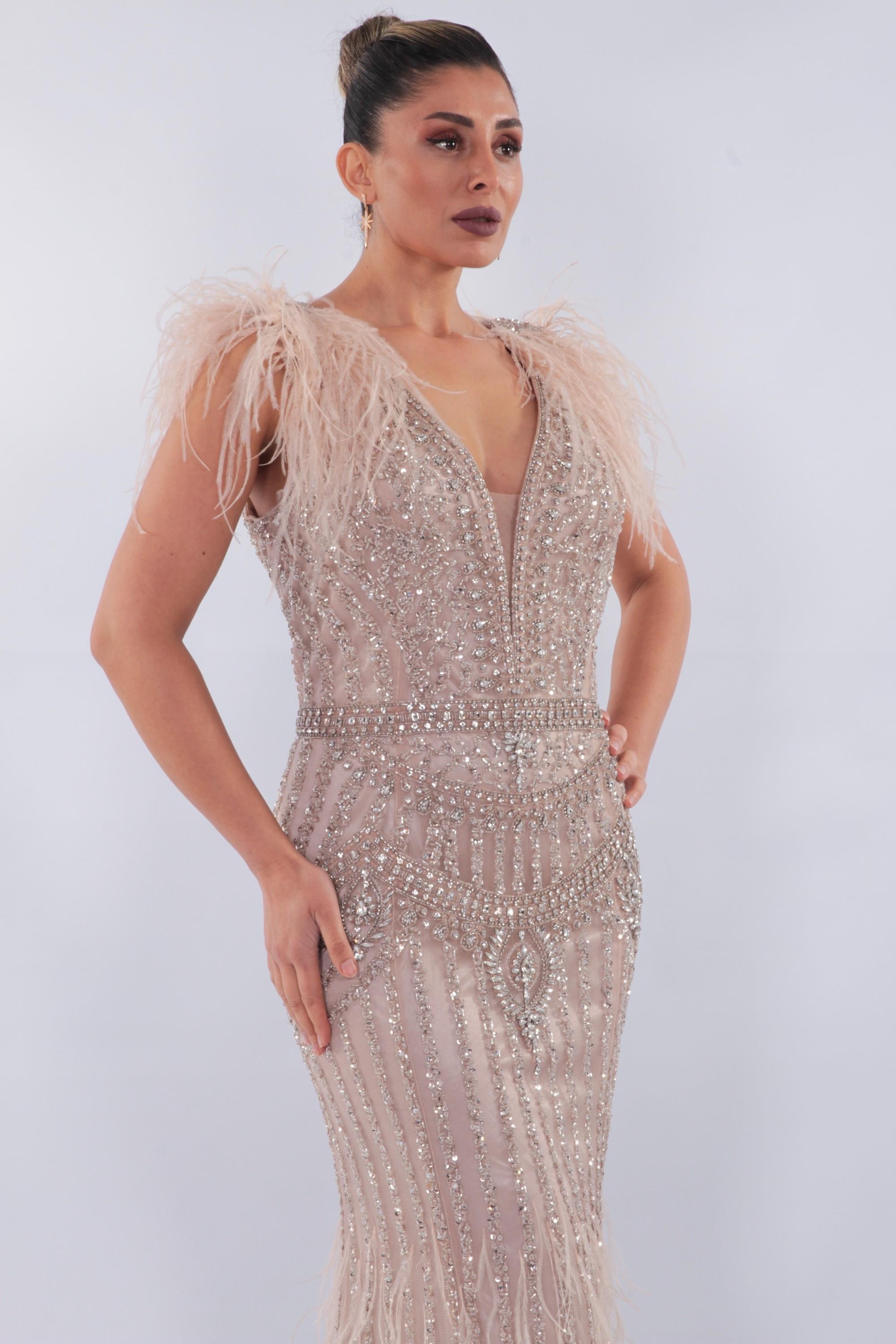 Bej Ön Arka V Yaka Omuz Ve Etekler Otrişli Komple Boncuk İşlemeli İthal Kadın Abiye - askingoksu.com