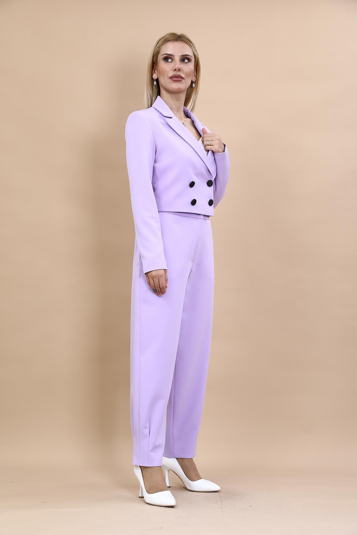  Mini Blazer Ceket & Pileli Paça Pantolon Takım-Menekşe Önder Özsoy 1048532 Mini Blazer Ceket & Pileli Paça Pantolon Takım