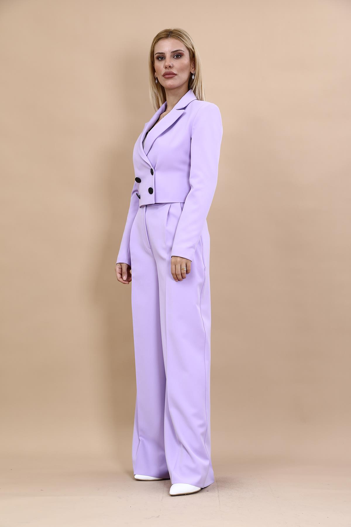  Mini Blazer Ceket & Yüksek Bel Pileli Bol Paça Pantolon Takım-Menekşe Önder Özsoy 1048521 Mini Blazer Ceket & Yüksek Bel Pileli Bol Paça Pantolon Takım