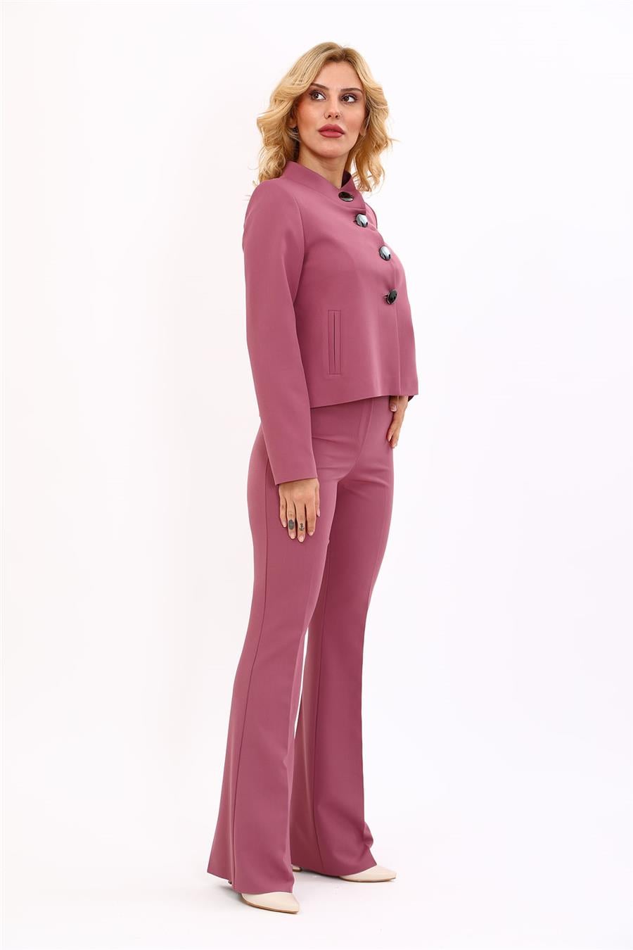 Boydan Düğmeli Mini Ceket & İspanyol  Paça Pantolon Takım-Rose Önder Özsoy 1010530 Boydan Düğmeli Mini Ceket & İspanyol  Paça Pantolon Takım