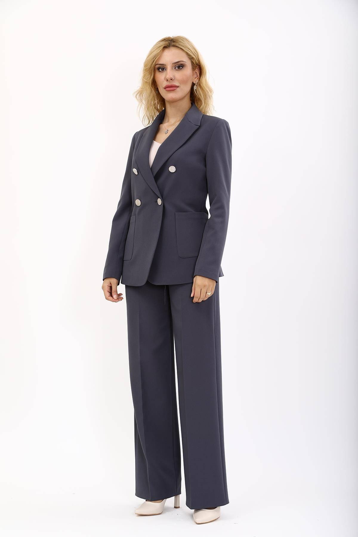 Cepli Şık Blazer Ceket &  Bol Paça Pantolon Kadın Takım Elbise-Füme Önder Özsoy 1162520 Pantolon Ceket Takım