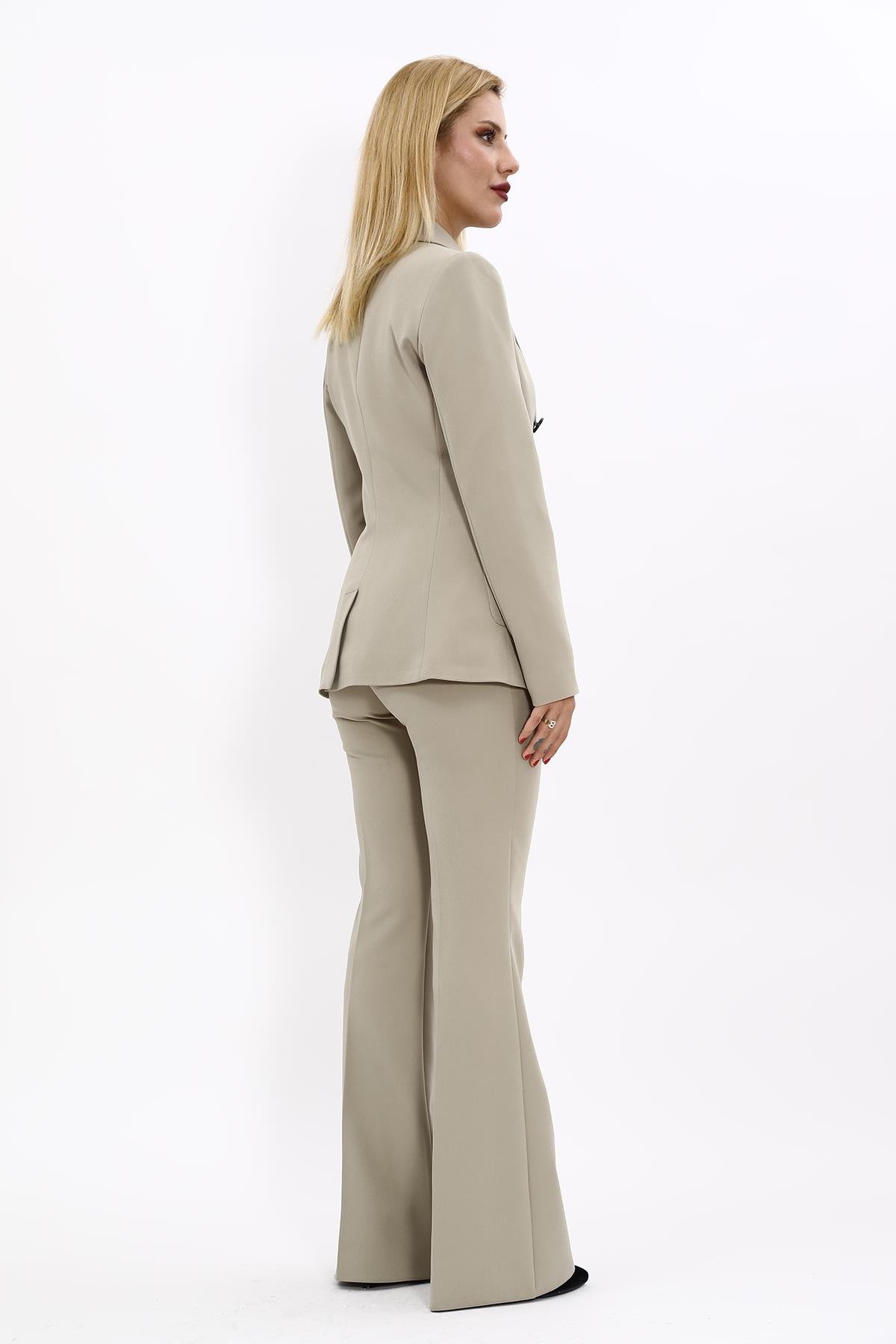 Cepli Şık Blazer Ceket  &  İspanyol Paça Pantolon Kadın Takım Elbise-Bambu Önder Özsoy 1162530 Pantolon Ceket Takım