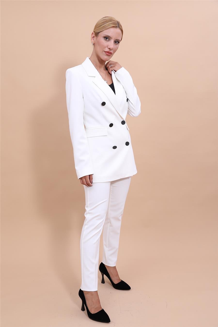 Erkek Yaka Kuruvaze Blazer Ceket & Dar Paça Pantolon-Beyaz Önder Özsoy 1034510 Blazer Ceket & Boru Paça Pantolon Takım