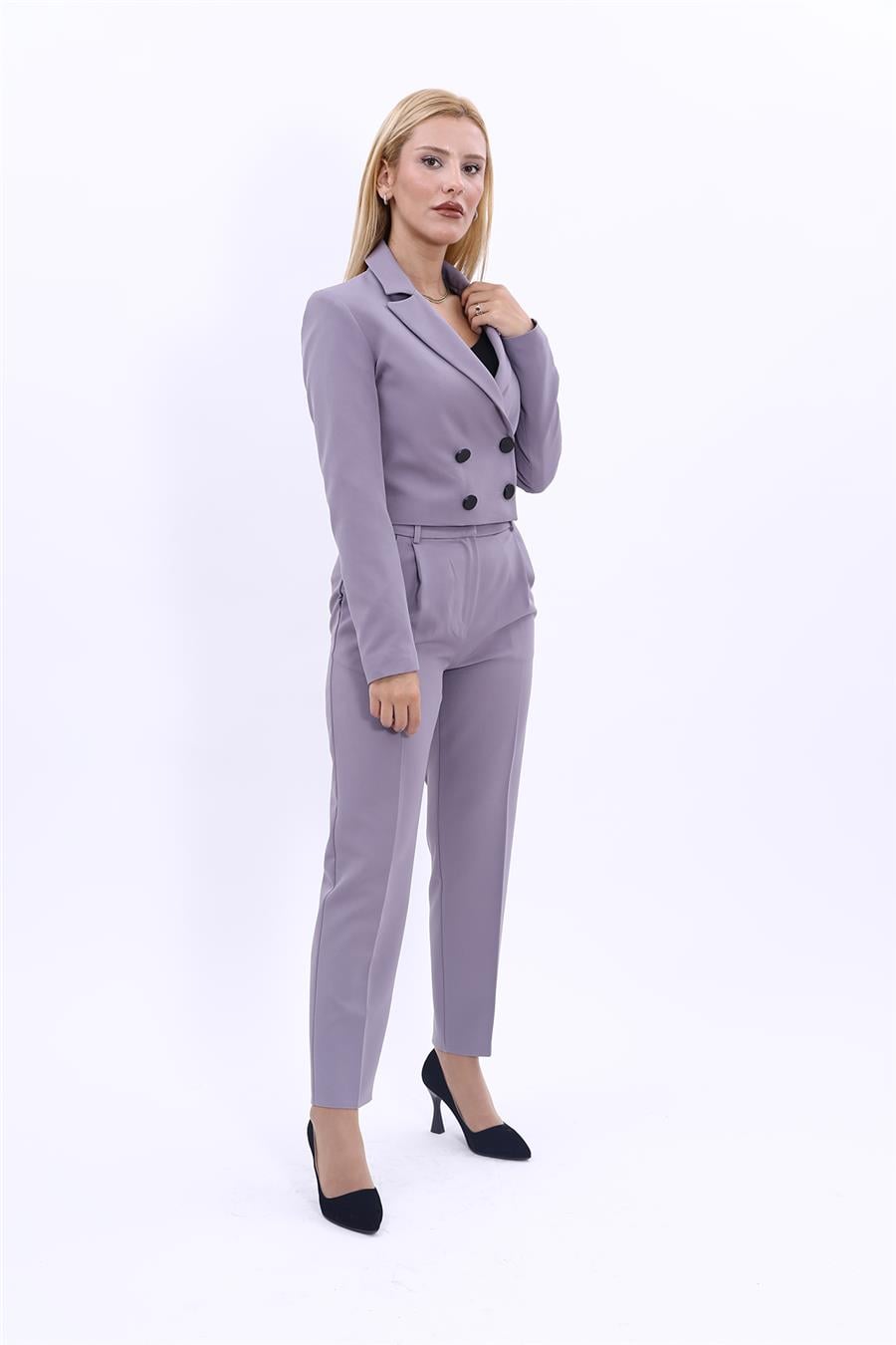 Erkek Yaka Kuruvaze Kısa Ceket & Kemerli Köprülü Dar Paça Pantolon-Antrasit Önder Özsoy 1048503 Mini Blazer Ceket & Pileli Boru  Paça Pantolon Takım