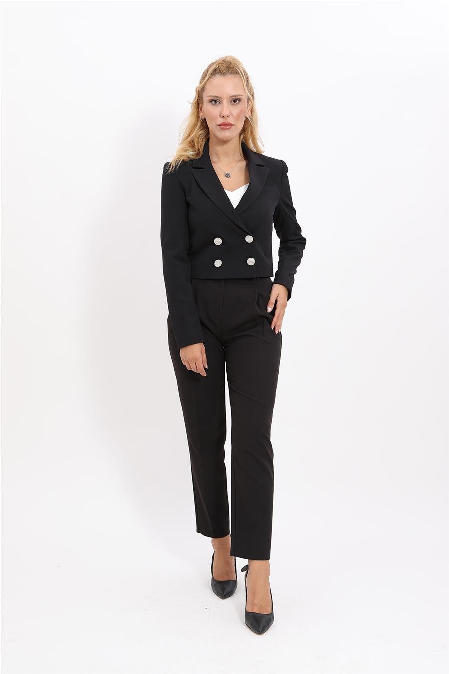 Erkek Yaka Kuruvaze Kısa Ceket & Kemerli Köprülü Dar Paça Pantolon-Siyah Önder Özsoy 1048503 Mini Blazer Ceket & Pileli Boru  Paça Pantolon Takım