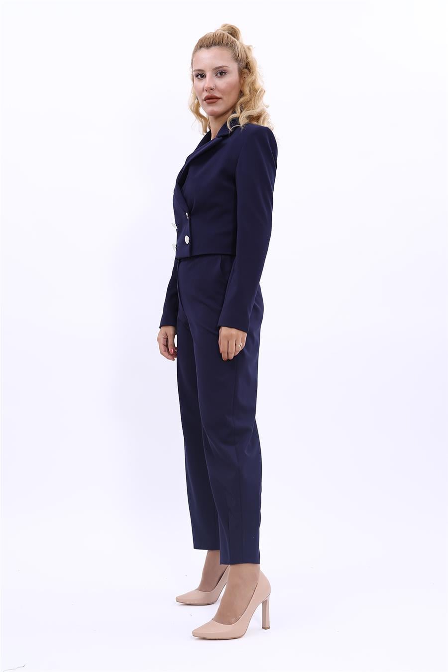 Erkek Yaka Kuruvaze Kısa Ceket & Paçası Pileli Pantolon-Lacivert Önder Özsoy 1048532 Mini Blazer Ceket & Pileli Paça Pantolon Takım