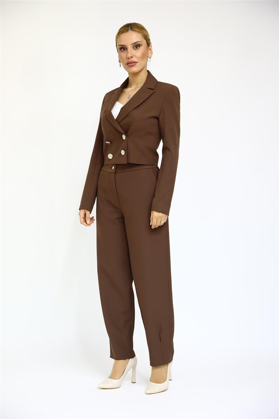 Erkek Yaka Kuruvaze Kısa Ceket & Paçası Pileli Pantolon-Kestane Önder Özsoy 1048532 Mini Blazer Ceket & Pileli Paça Pantolon Takım