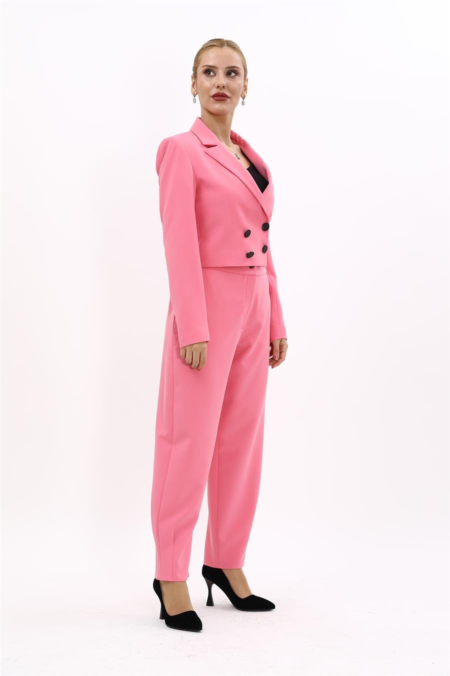 Erkek Yaka Kuruvaze Kısa Ceket & Paçası Pileli Pantolon-Pembe Önder Özsoy 1048532 Mini Blazer Ceket & Pileli Paça Pantolon Takım
