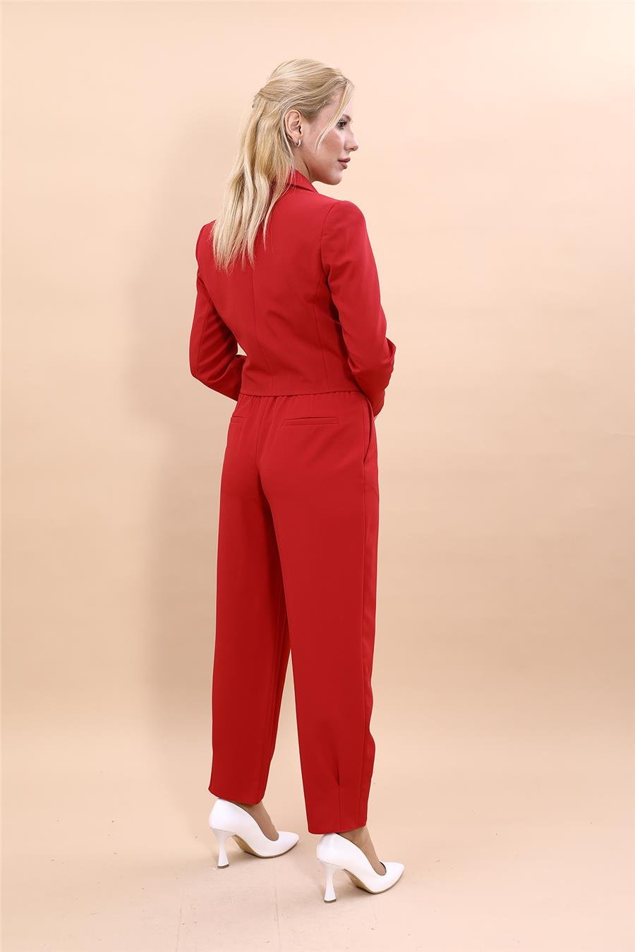 Erkek Yaka Kuruvaze Kısa Ceket & Paçası Pileli Pantolon-Kırmızı Önder Özsoy 1048532 Mini Blazer Ceket & Pileli Paça Pantolon Takım
