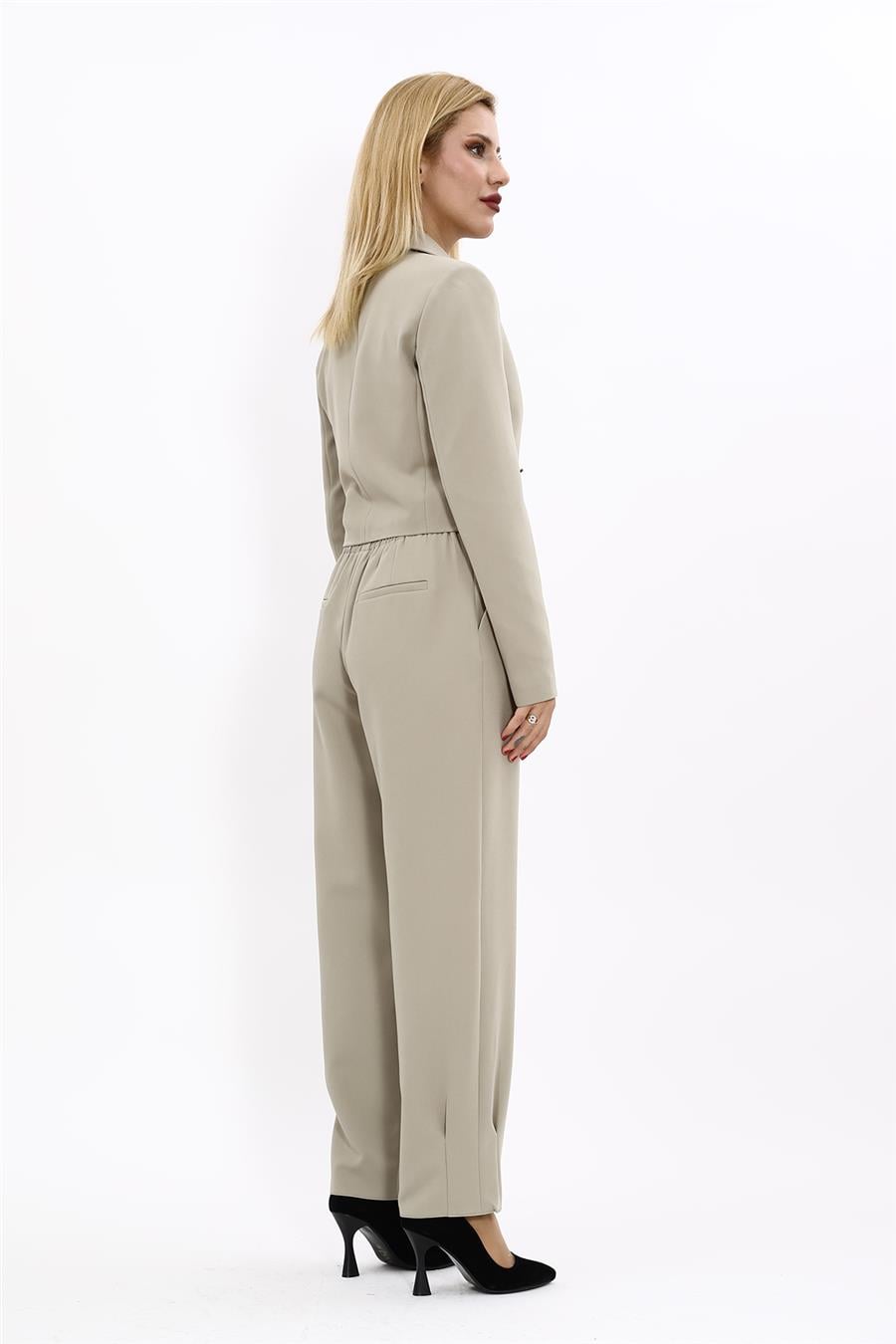 Erkek Yaka Kuruvaze Kısa Ceket & Paçası Pileli Pantolon-Bambu Önder Özsoy 1048532 Mini Blazer Ceket & Pileli Paça Pantolon Takım