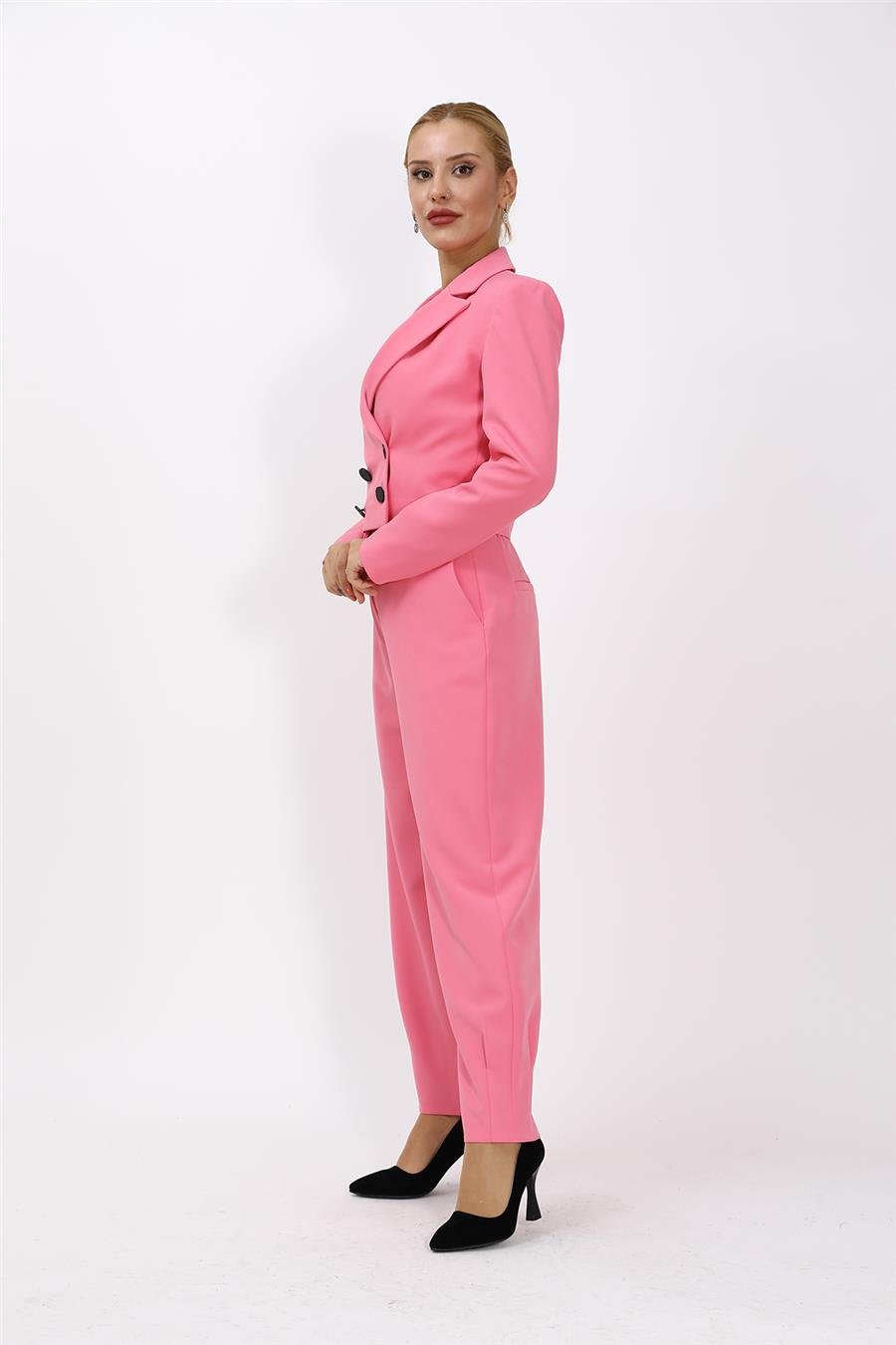 Erkek Yaka Kuruvaze Kısa Ceket & Paçası Pileli Pantolon-Pembe Önder Özsoy 1048532 Mini Blazer Ceket & Pileli Paça Pantolon Takım