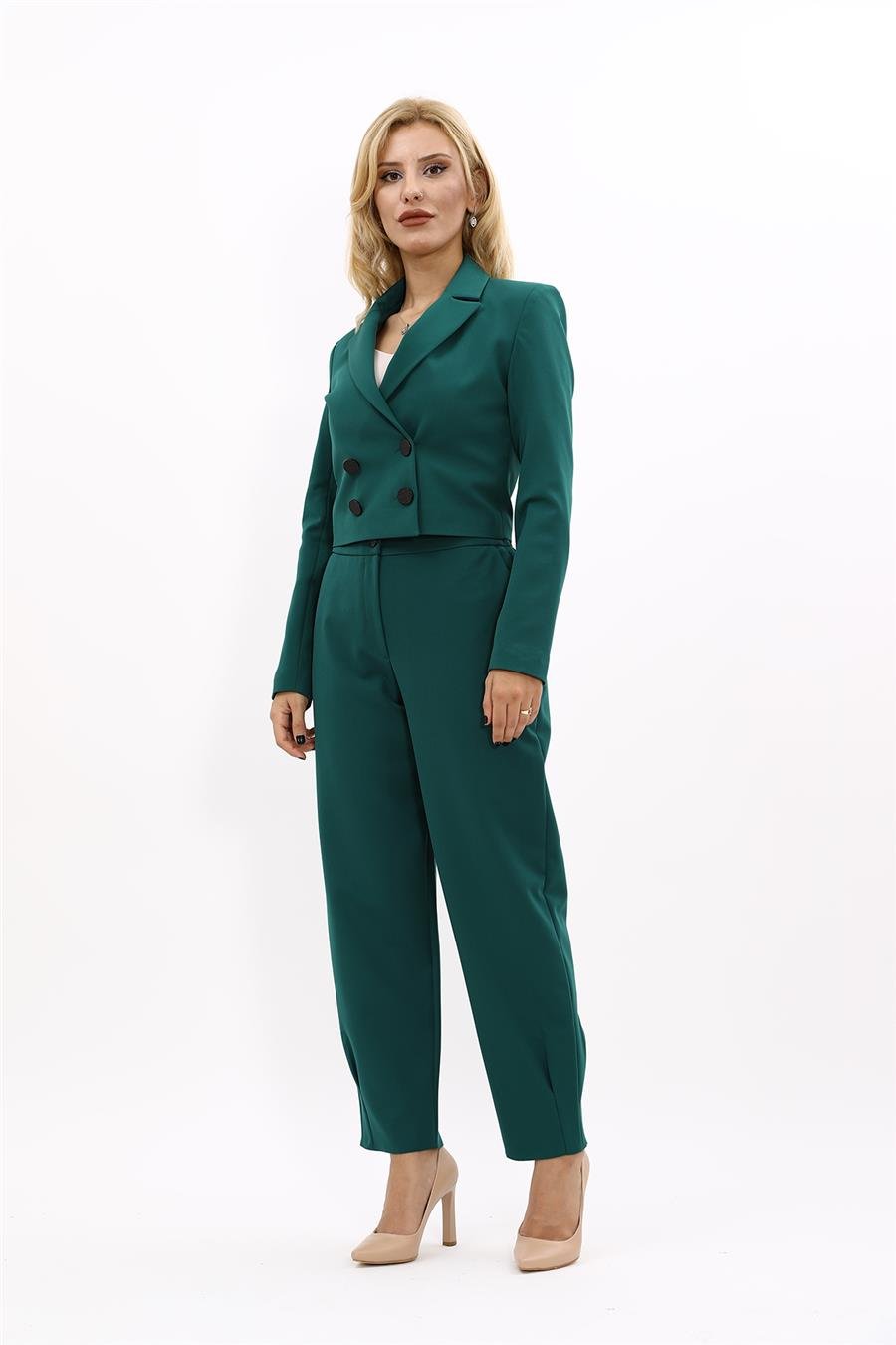 Erkek Yaka Kuruvaze Kısa Ceket & Paçası Pileli Pantolon-Zümrüt Önder Özsoy 1048532 Mini Blazer Ceket & Pileli Paça Pantolon Takım