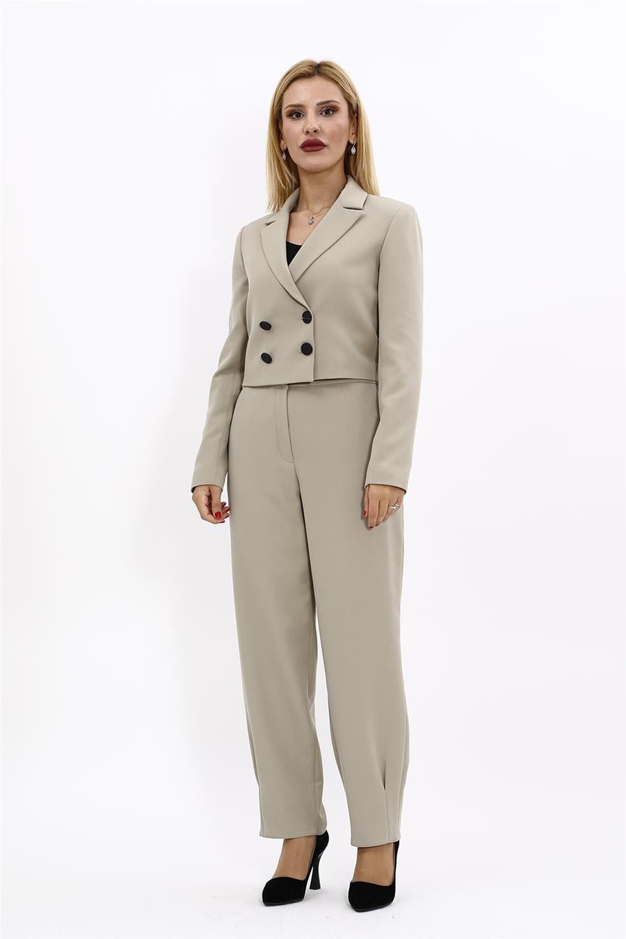 Erkek Yaka Kuruvaze Kısa Ceket & Paçası Pileli Pantolon-Bambu Önder Özsoy 1048532 Mini Blazer Ceket & Pileli Paça Pantolon Takım