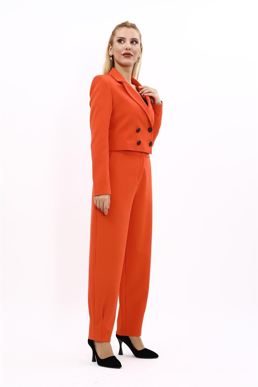 Erkek Yaka Kuruvaze Kısa Ceket & Paçası Pileli Pantolon-Turuncu Önder Özsoy 1048532 Mini Blazer Ceket & Pileli Paça Pantolon Takım