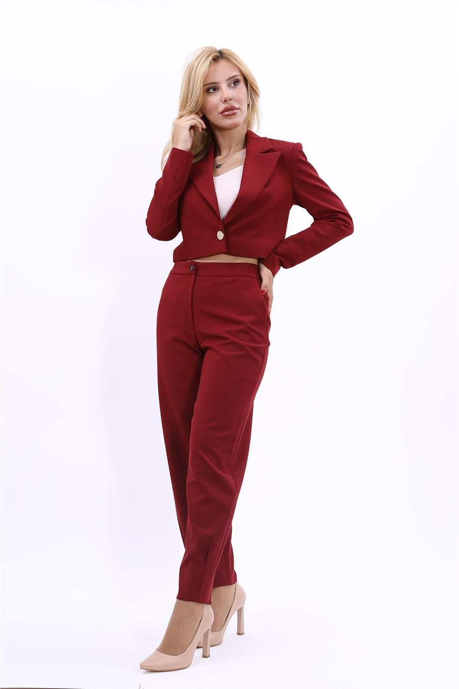 Erkek Yaka Tek Düğmeli Kısa Ceket & Paçası Pileli Pantolon-Bordo Önder Özsoy 1073532 Tek Düğme Mini Ceket & Pileli Paça Pantolon Takım