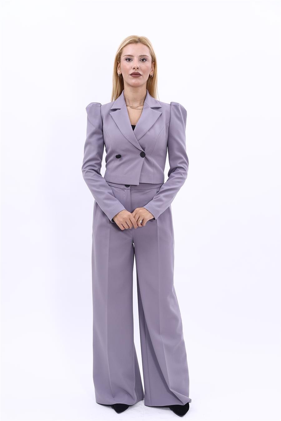 Gömlek Yaka Kısa Ceket & Erkek Yaka Drape Kollu Kısa Ceket-Antrasit Önder Özsoy 1057521 Drape Ceket & Yüksek Bel Pileli Bol Paça Pantolon Takım