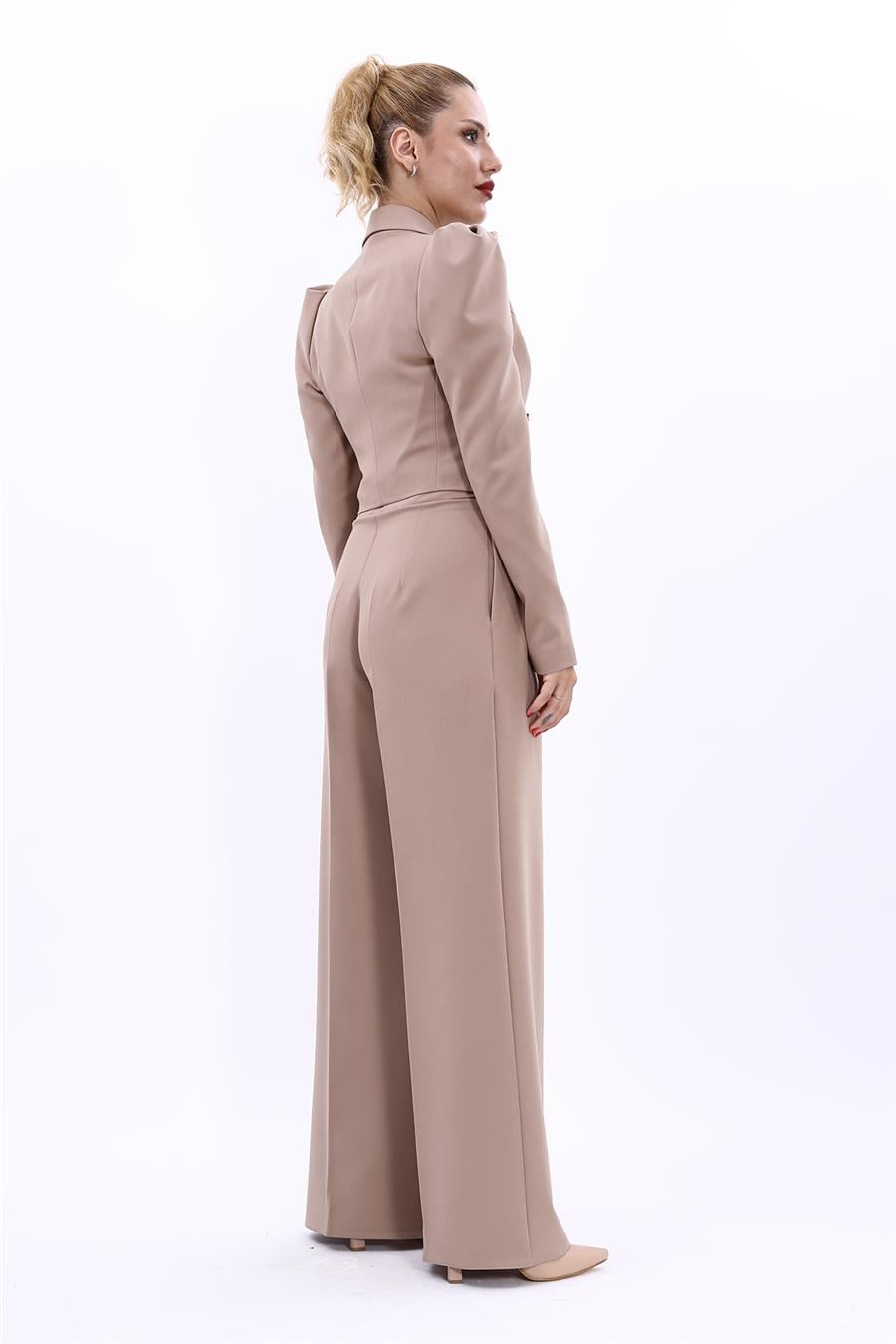 Gömlek Yaka Kısa Ceket & Erkek Yaka Drape Kollu Kısa Ceket-Taş Önder Özsoy 1057521 Drape Ceket & Yüksek Bel Pileli Bol Paça Pantolon Takım