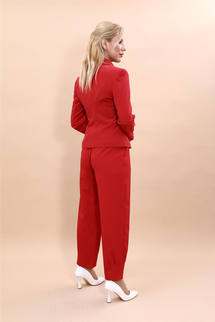 Gömlek Yaka Klasik Ceket &  Paçası Pileli Pantolon-Kırmızı Önder Özsoy 1054532 Peplum Ceket & Pile Paçalı Pantolon Takım