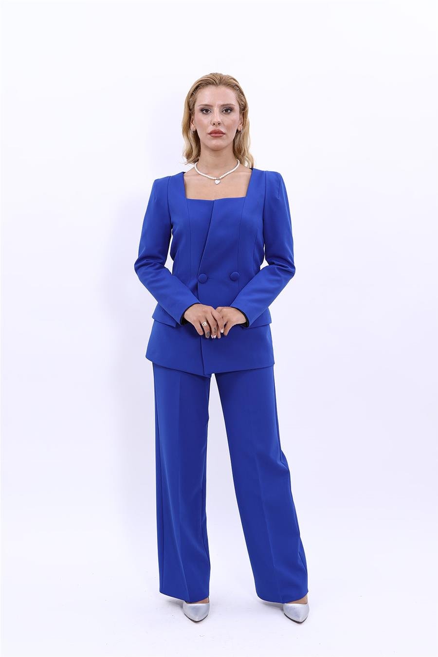 Kare Yaka Modern Ceket & Bol Paça Pantolon Kadın Takım Elbise-Saks Önder Özsoy 1175520 Pantolon Ceket Takım
