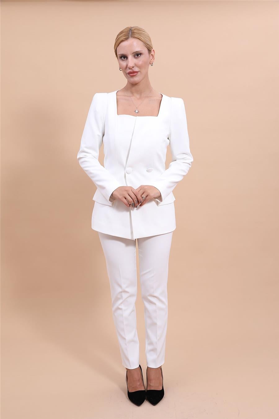 Kare Yaka Modern Ceket & Dar Paça Patolon Kadın Takım Elbise -Beyaz Önder Özsoy 1175510 Pantolon Ceket Takım