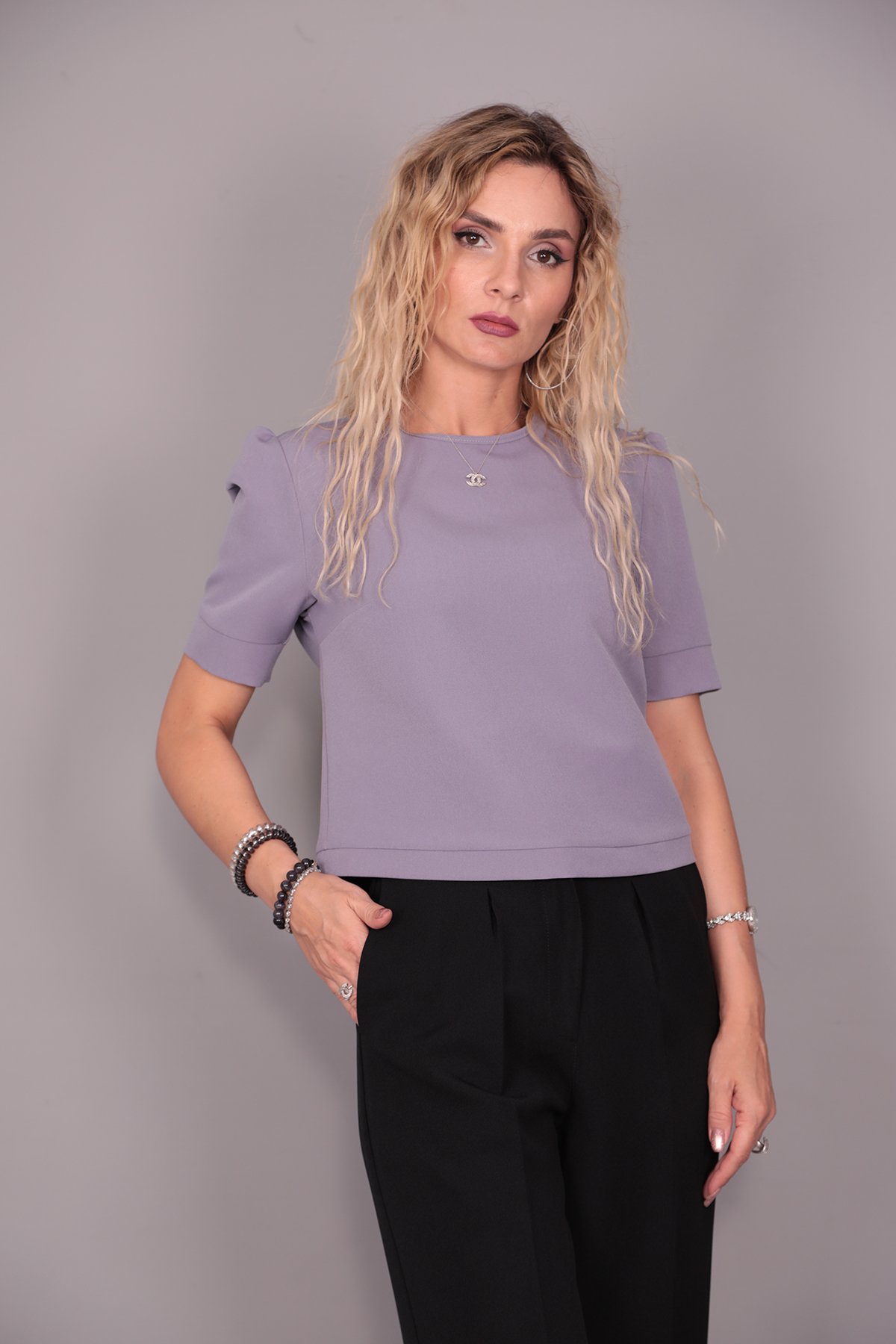 Kayık Yaka Kısa Kol Bluz-Antrasit Önder Özsoy 3507100 Bluz